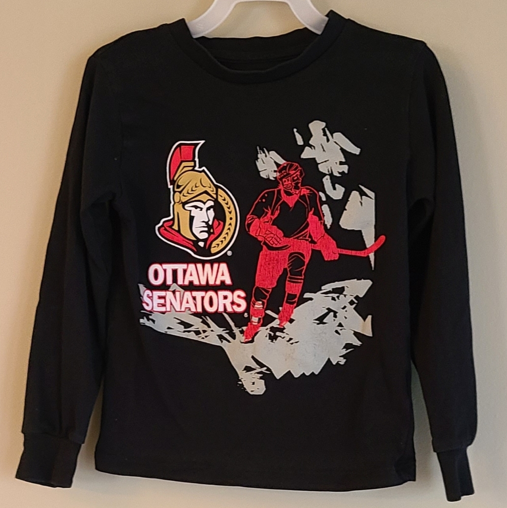 Ottawa Senators black long sleeved tee shirt